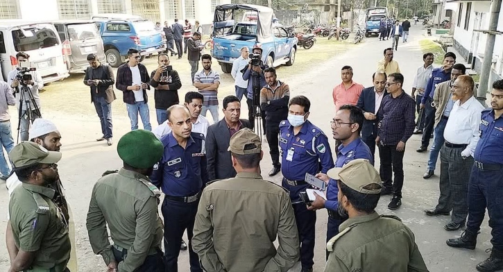 কুষ্টিয়া পানি উন্নয়ন বোর্ড অফিসে মুখোশধারীদের গুলি, আতঙ্ক